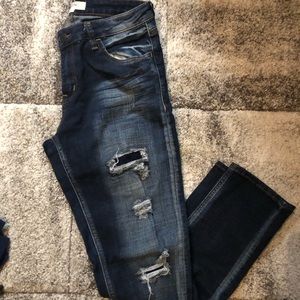 distressed skinny jeans